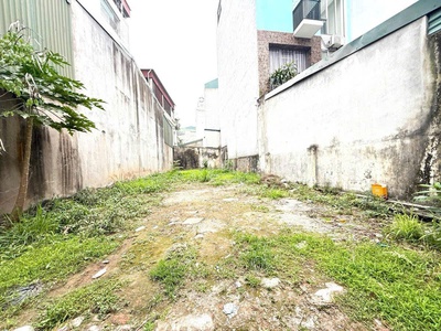 Cần bán  100m đất, mt 6m nguyễn văn cừ,long biên giá 9ty ,oto kd 0