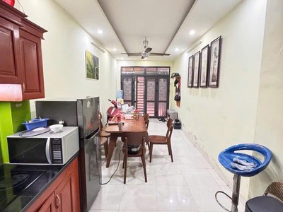 Tư đình long biên - sát công viên - chỉ 6.2 tỷ 1