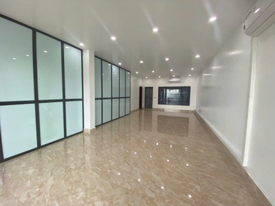Cho thuê sàn tầng 1 75m2 giá 7.5tr tại KĐT Waterfront 0
