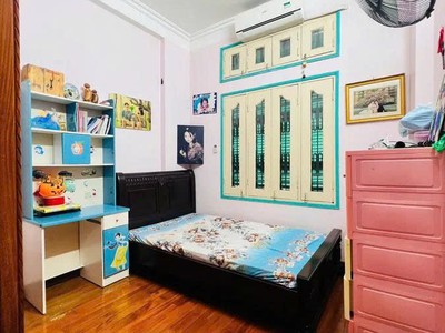 17 tỷ-phân lô-vỉa hè-ô tô tránh-kinh doanh sầm uất-hoàng quốc việt, cầu giấy 2