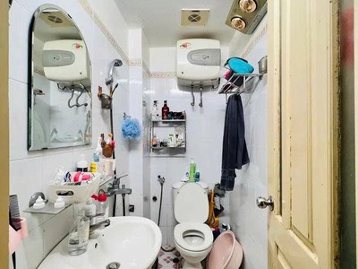 17 tỷ-phân lô-vỉa hè-ô tô tránh-kinh doanh sầm uất-hoàng quốc việt, cầu giấy 4