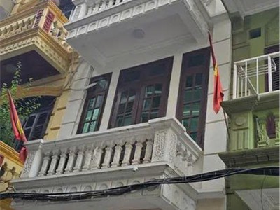 Chỉ 17 tỷ-ô tô tránh nhau vô tư-phạm tuấn tài, cầu giấy 1