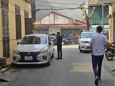 Chỉ 17 tỷ-ô tô tránh nhau vô tư-phạm tuấn tài, cầu giấy 3