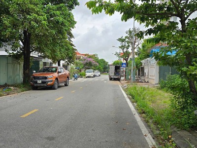 Bán lô đất rẻ nhất khu Trường An, ph Thanh Bình, TP HD, 250m2, mt 12.5m, vị trí đẹp, ko lỗi 2
