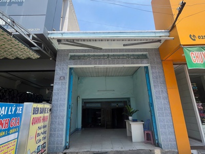 Cần bán lô đất đẹp nằm ngay mặt tiền đường Hùng Vương 1