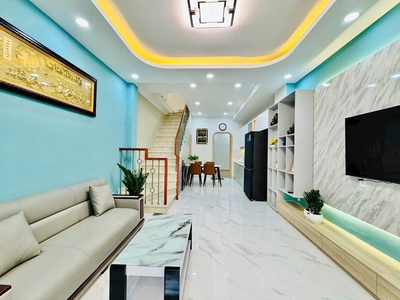 CẦN BÁN NHÀ ĐẸP - VỊ TRÍ ĐẮC ĐỊA - GIÁ TỐT 850 Triệu   Vị trí:   Huyện Bình Chánh 0