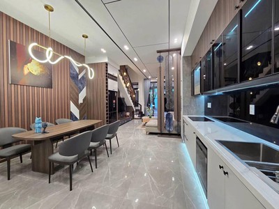 Nhà Đẹp Gần Chợ   Bệnh Viện   150m    Sổ Riêng   2.68 Tỷ Bao Nội Thất 0