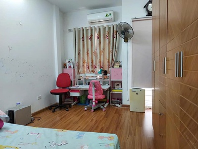 Bán nhà phân lô ngõ 19 Kim Đồng, 40m2 x 4 tầng, 12.5 tỷ 2