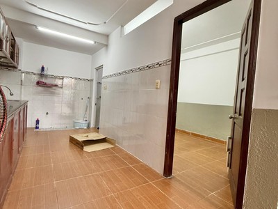 Bán nhà mặt tiền tân phú   đối diện công viên   5x11m   2 tầng kiên cố   giá chỉ 5.x tỷ 3