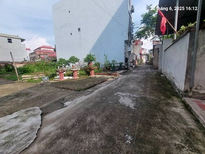 Đất xuân nộn 51m2, mt4m, 3.9 tỷ, đông anh, ô tô. 2