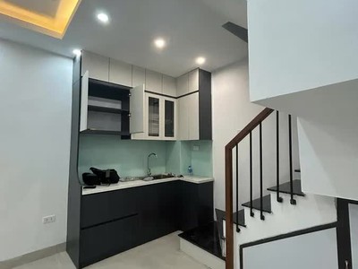 Cần bán 1 căn nhà nhỏ khâm thiên- đống đa. 5t, 4,8 tỷ 1
