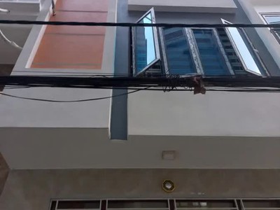 Siêu phẩm phân lô ô tô vào nhà phố chu huy mân 42/49m2,x 5 tầng mặt tiền 4m, 8.94 tỷ long biên. 0