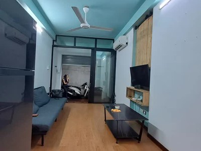 Bán nhà nguyễn lương bằng 32m2. 5 tầng. mặt tiển 3m. giá 8.6 tỷ đống đa hà nội 0