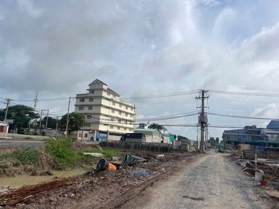 Bán đất mặt tiền 16x63m giá 24 tỷ đường kênh tiêu 0