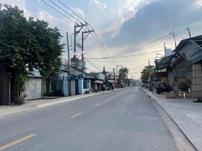 Bán nhà mặt tiền 2 tầng 10x25m giá 16,5 tỷ đường trần văn mười 1