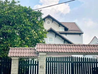 Bán nhà mặt tiền 2 tầng 10x25m giá 16,5 tỷ đường trần văn mười 0