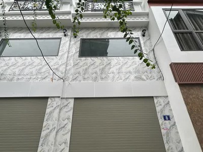 Nhà mới kinh doanh ô tô đỗ cửa phúc lợi 32m2,x 5 tầng,mt 3.4mx 6.8 tỷ long biên. 0