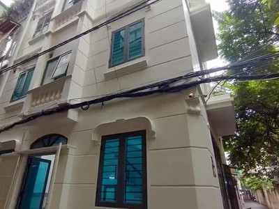 Bán nhà phân lô gần ngã tư sở, thanh xuân, 65m2, ô tô đỗ cửa, gần hồ, 3 mặt thoáng, nơi ở tuyệt vời 0