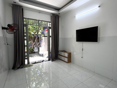 Bán nhà 2 tầng hiệp bình phước   47m  nở hậu   hẻm xe hơi   gần ql13   giá chỉ 3.75 tỷ 2