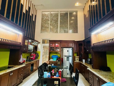 Siêu phẩm hoàng văn thái 100m thang máy, oto tránh, 2 thoáng 1