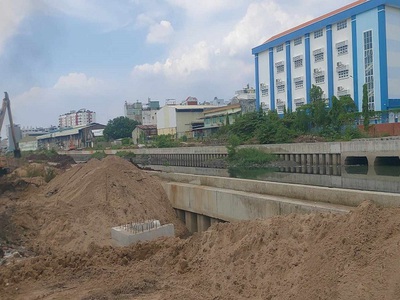 Bán nhà xưởng ful thổ hxh nguyễn văn quá, đông hưng thuận, q12, 3551m2, ngang 55m,45tr/m2 3