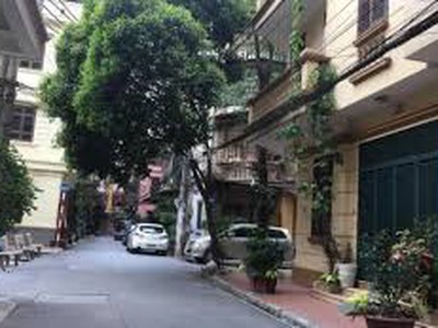 Bán nhà ngõ 59 phố láng hạ dt: 131m2, nhà xây 5 tầng giá 47,8 tỷ 0