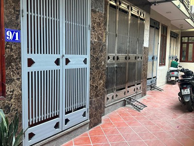 Bán nhà bằng a   hoàng liệt   35m , 6 tầng, 4 ngủ, gần bến xe nước ngầm   chỉ 6 tỷ. 0844444453 1