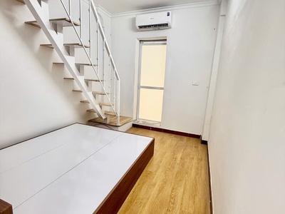 Nhỉnh 2 tỷ có nhà tập thể 2 tầng 70m sổ đỏ cầm tay 1
