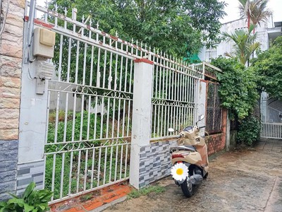 Đất trống 110m  ngang 10m, sát ubnd long thạnh mỹ, q9, 3.8 tỷ 0