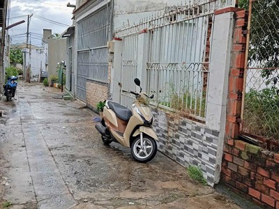 Đất trống 110m  ngang 10m, sát ubnd long thạnh mỹ, q9, 3.8 tỷ 1