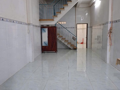 Cho thuê nhà nguyên căn mặt tiền chợ hiệp phú, tp thủ đức  q.9 cũ 3