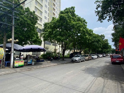 Đất phân lô quân đội ngọc thụy, long biên - 99m2, ô tô vào đất, gần hồ điều hòa - giá 15,4 tỷ 0
