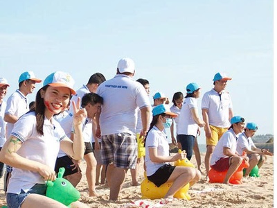 Cho thuê thú nhún chơi team building  chơi các trò chơi vận động 3