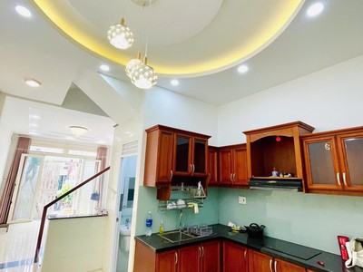 Chỉ 8 tỷ hơn-quận 5- gần mặt tiền mới đẹp ở ngay trần hưng đạo  shr 50m 4 tầng 4pn 1