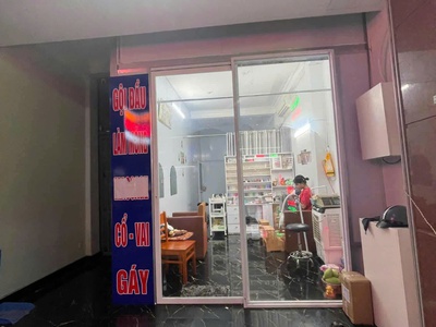 Cần sang lại tiệm nail gấp: mặt bằng đường lớn nguyễn sơn 0