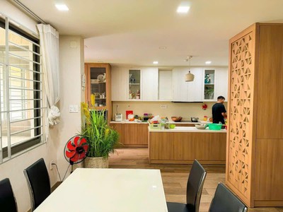 Dòng tiền năm hơn 1 tỷ, 5 tầng x 250 m2 , mt nguyễn quang bích, chủ bán gấp định cư 1