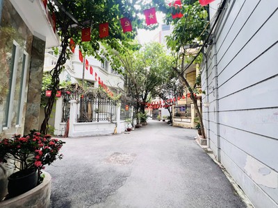 Đầu Tư Nhà Dòng Tiền 97m , Tại Ngõ Võng Thị, Bưởi, Tây Hồ, Đang Cho Thuê 30 Triệu/Tháng, 29.8 Tỷ 1