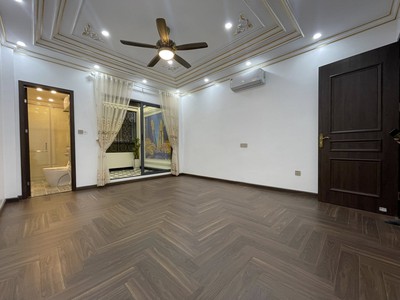 Mặt phố Ngô Gia Tự-nhà đẹp dân xây-92M 30TỶ-thang máy-full nội thất-kinh doanh siêu đỉnh 6
