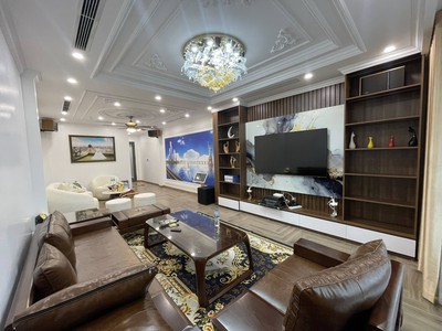 Mặt phố Ngô Gia Tự-nhà đẹp dân xây-92M 30TỶ-thang máy-full nội thất-kinh doanh siêu đỉnh 2
