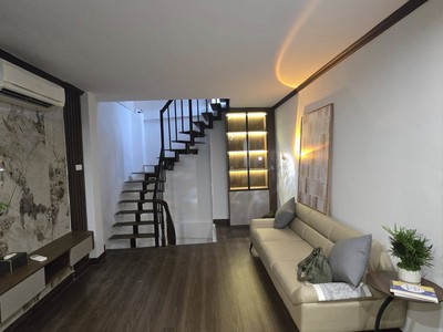161 Thái Hà siêu đắc địa 30m 6 tầng giá 9,8 tỷ 2