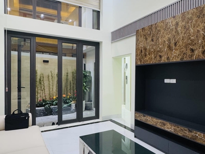 45m 2 6 tầng thang máy hiện đại   ô tô đỗ cách nhà 10m   phố hồng mai   giá 8.8 tỷ. 0