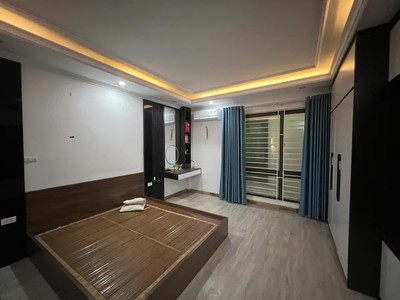 Bán nhà Ngọc Hồi 30m2, 5 tầng, mặt tiền 4.3m ngõ ô tô tránh, giá 5.5 tỷ 1