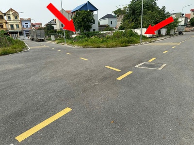 Chính chủ f0 bán đất trúng đấu giá tân quang văn lâm, 2 mặt tiền, ô tô tránh 0