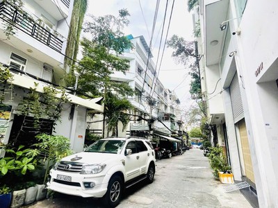 9 tỷ nhỉnh-ngay winsor plaza quận 5- gần mặt tiền hẻm ôtô né  shr 5 tầng hoàn công 1