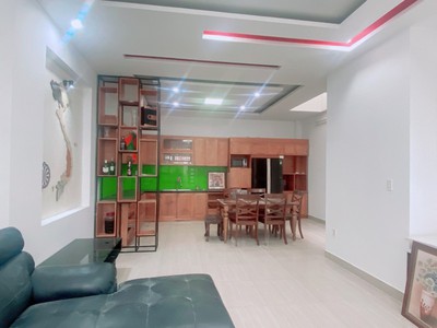 Bán nhà 2 tầng hẻm xe hơi thạnh mỹ lợi thủ đức   68m  ngang 5.6m   giá 6.4 tỷ 0