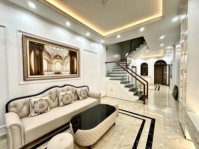 Nhà xây mới thiên lôi, 50m 4 tầng, giá 4.2 tỉ gần ngay aeon 2