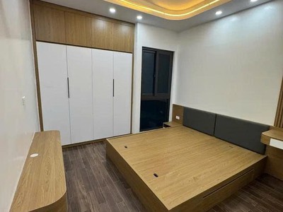 Chính chủ bán gấp nhà mới ngõ thần tài, quận cầu giấy-50m x 6t-gara ô tô-16.8 tỷ 2