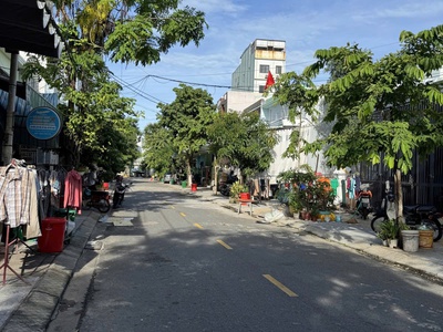 Mt tân thái nhà 1.5 tầng, diện tích 90m2, vài trăm mét ra biển mân thái 7.4 tỷ 0