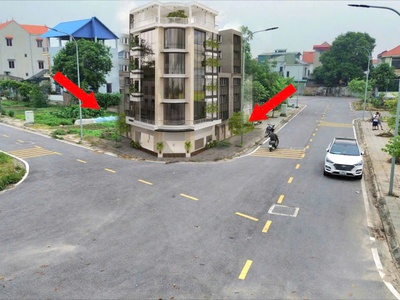 Chính chủ f0 bán đất trúng đấu giá tân quang văn lâm, 2 mặt tiền, ô tô tránh 3