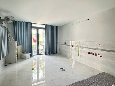 Nhà hxh đường huỳnh văn bánh quận phú nhuận phường 17. 3